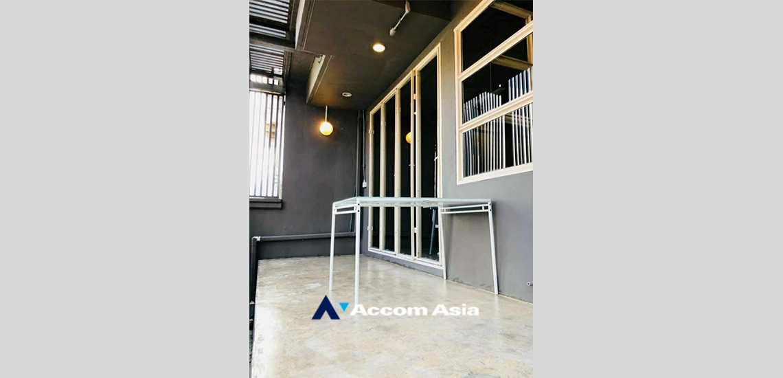 16  5 br Townhouse for rent and sale in Ratchadaphisek ,Bangkok MRT Rama 9 AA19327