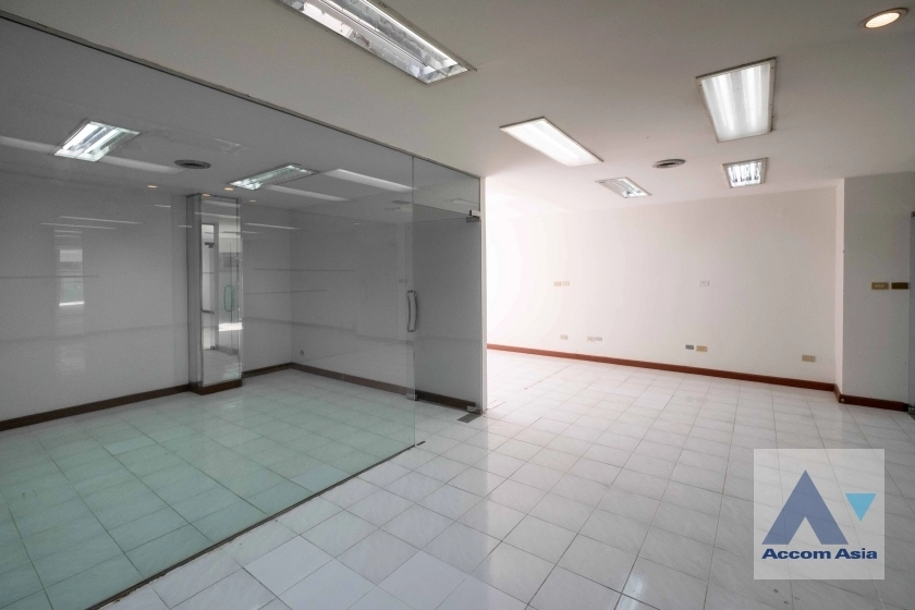 4  Building for rent and sale in Sukhumvit ,Bangkok BTS On Nut AA19346