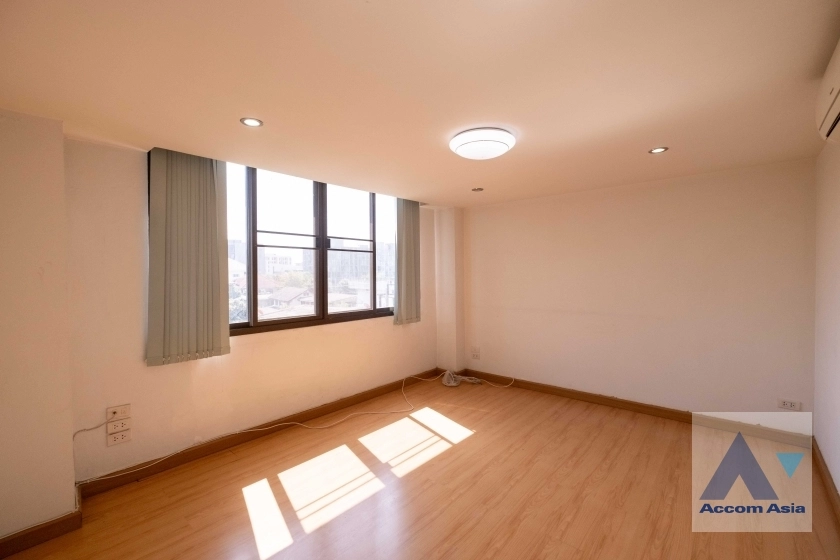 11  Building for rent and sale in Sukhumvit ,Bangkok BTS On Nut AA19346