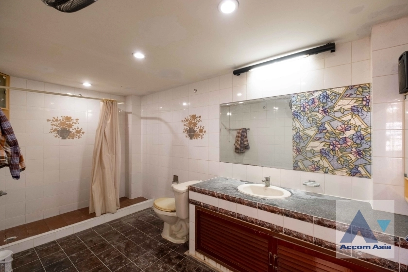 15  Building for rent and sale in Sukhumvit ,Bangkok BTS On Nut AA19346