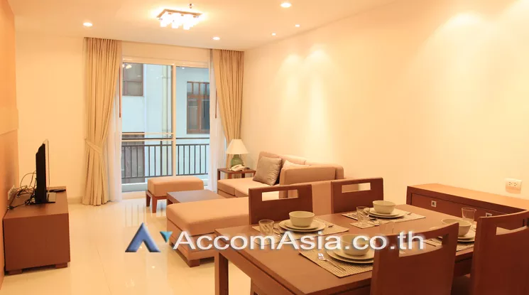 unit 2 Bedrooms  Apartment For Rent in Sukhumvit, Bangkok  near BTS Ekkamai (AA19391)
