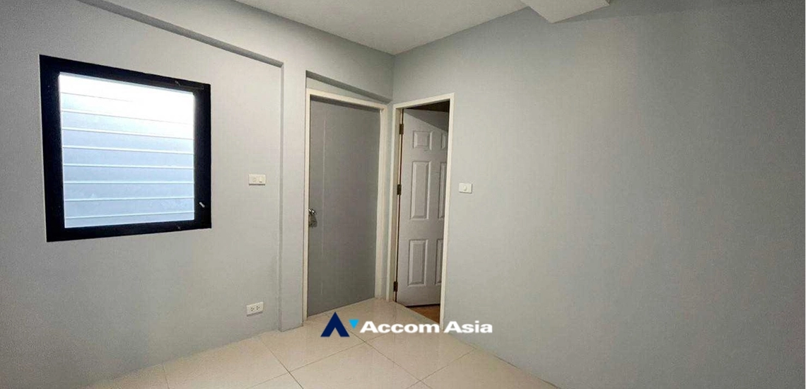 10  4 br House for rent and sale in Sathorn ,Bangkok BTS Chong Nonsi AA19397