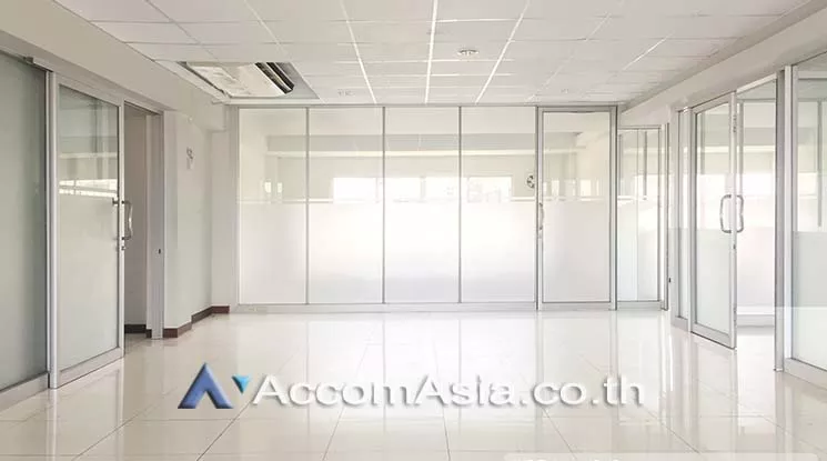  1  Office Space For Rent in Sukhumvit ,Bangkok BTS Bang Chak AA19412