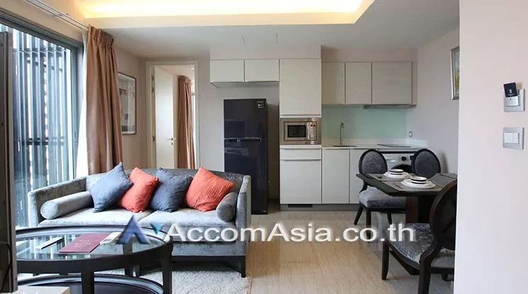 Corner Unit |  2 Bedrooms  Condominium For Rent & Sale in Sukhumvit, Bangkok  near BTS Thong Lo (AA19430)