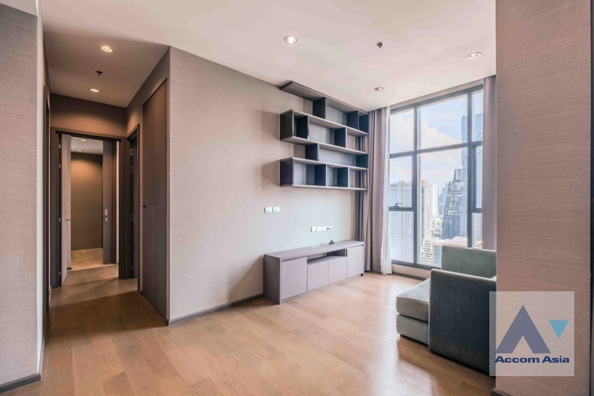 4  3 br Condominium For Sale in Silom ,Bangkok BTS Surasak at The Diplomat Sathorn AA19439