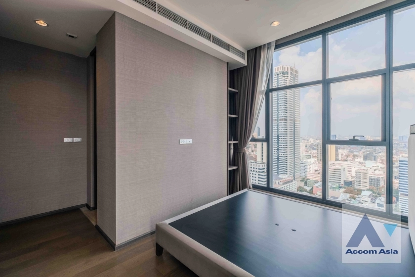 16  3 br Condominium For Sale in Silom ,Bangkok BTS Surasak at The Diplomat Sathorn AA19439