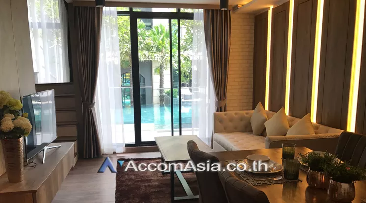 Duplex Condo, Penthouse |  The Unique Sukhumvit 62/1 Condominium  3 Bedroom for Rent BTS Punnawithi in Sukhumvit Bangkok
