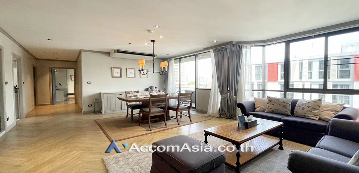 unit 2 Bedrooms  Apartment For Rent & Sale in Sukhumvit, Bangkok  near BTS Ekkamai (AA19463)