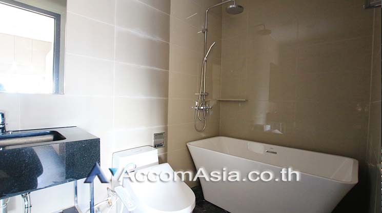 9  2 br Condominium For Sale in Sukhumvit ,Bangkok BTS Asok - MRT Sukhumvit at Edge Sukhumvit 23 Condominium AA19481