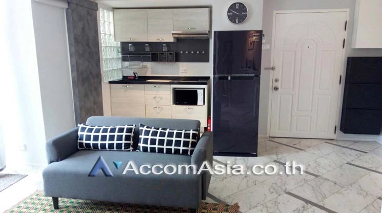  2 Bedrooms  Condominium For Rent & Sale in Sukhumvit, Bangkok  near BTS Nana (AA19482)