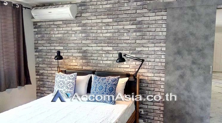 unit 2 Bedrooms  Condominium For Rent & Sale in Sukhumvit, Bangkok  near BTS Nana (AA19482)