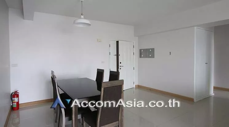unit 3 Bedrooms  Condominium For Rent in Sukhumvit, Bangkok  near BTS Phrom Phong (AA19507)