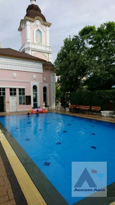  3 Bedrooms  Townhouse For Rent in Pattanakarn, Bangkok  near BTS On Nut (AA19508)