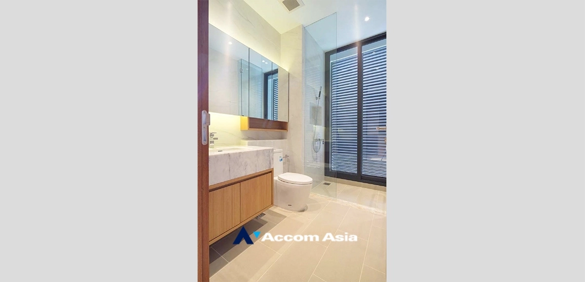 15  4 br House for rent and sale in Sukhumvit ,Bangkok BTS Ekkamai AA19536