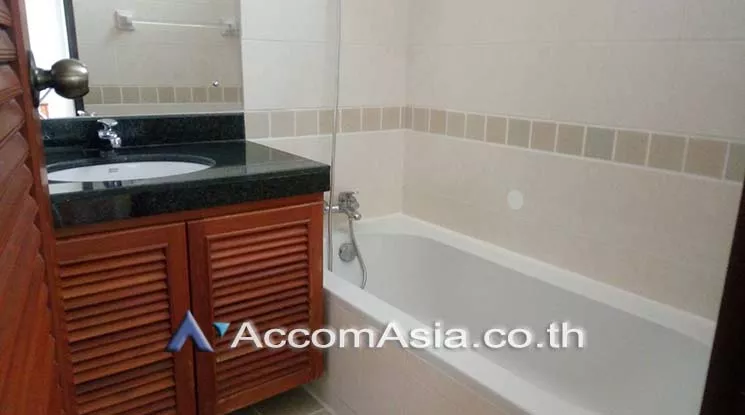 8  2 br Apartment For Rent in Sukhumvit ,Bangkok BTS Thong Lo at Urban Green Apartment AA19589