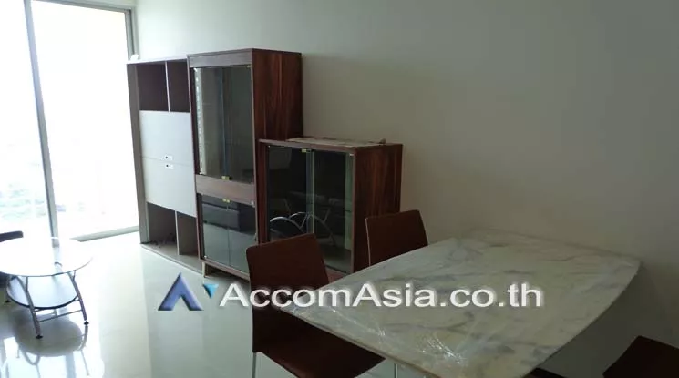 unit 1 Bedroom  Condominium For Rent in Charoen Nakhon, Bangkok  near BTS Krung Thon Buri (AA19602)