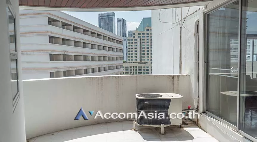 6  4 br Apartment For Rent in Sukhumvit ,Bangkok BTS Asok - MRT Sukhumvit at Newly renovated modern style living place AA19603