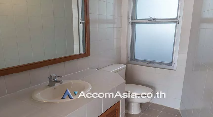 7  4 br Apartment For Rent in Sukhumvit ,Bangkok BTS Asok - MRT Sukhumvit at Newly renovated modern style living place AA19603