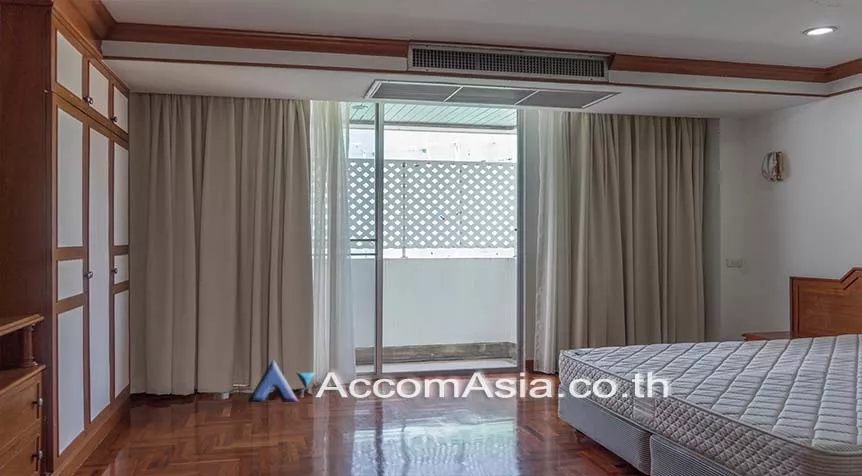 8  4 br Apartment For Rent in Sukhumvit ,Bangkok BTS Asok - MRT Sukhumvit at Newly renovated modern style living place AA19603