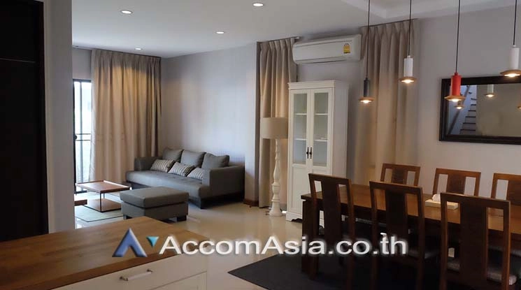 unit 3 Bedrooms  House For Rent in Bang Na, Bangkok  (AA19614)