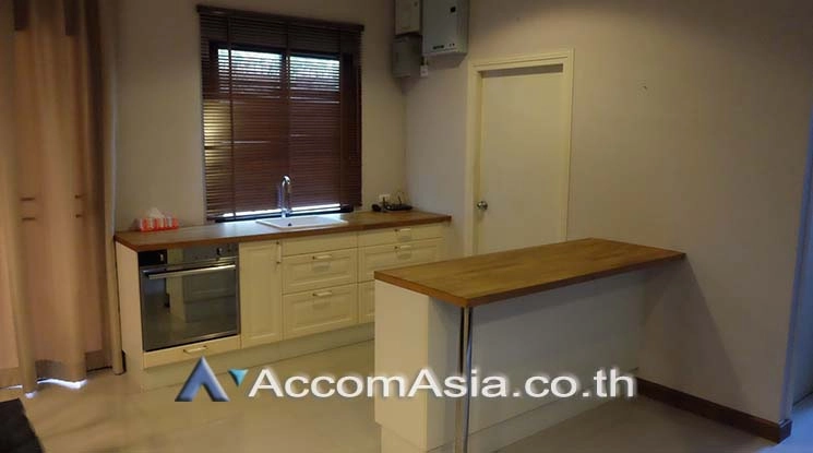 4  3 br House For Rent in Bang Na ,Bangkok  at Private Environment Space AA19614