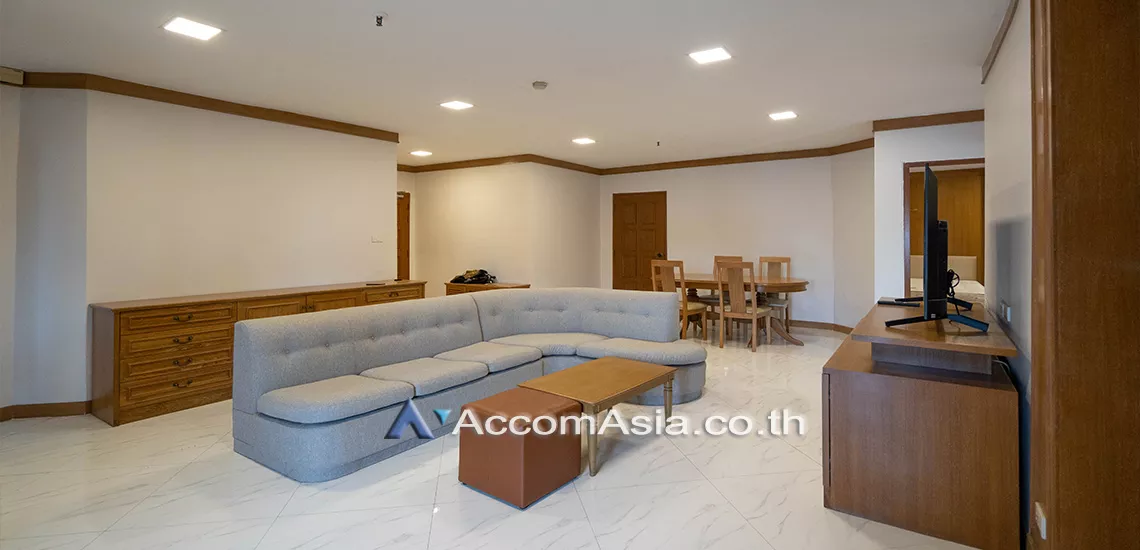 Pet friendly |  Fifty Fifth Tower Condominium  3 Bedroom for Rent BTS Thong Lo in Sukhumvit Bangkok