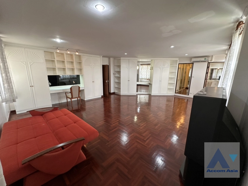 12  4 br House for rent and sale in Sukhumvit ,Bangkok BTS Phra khanong AA19628