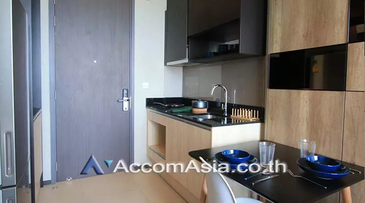 unit 1 Bedroom  Condominium For Sale in Sukhumvit, Bangkok  near BTS Asok - MRT Sukhumvit (AA19636)