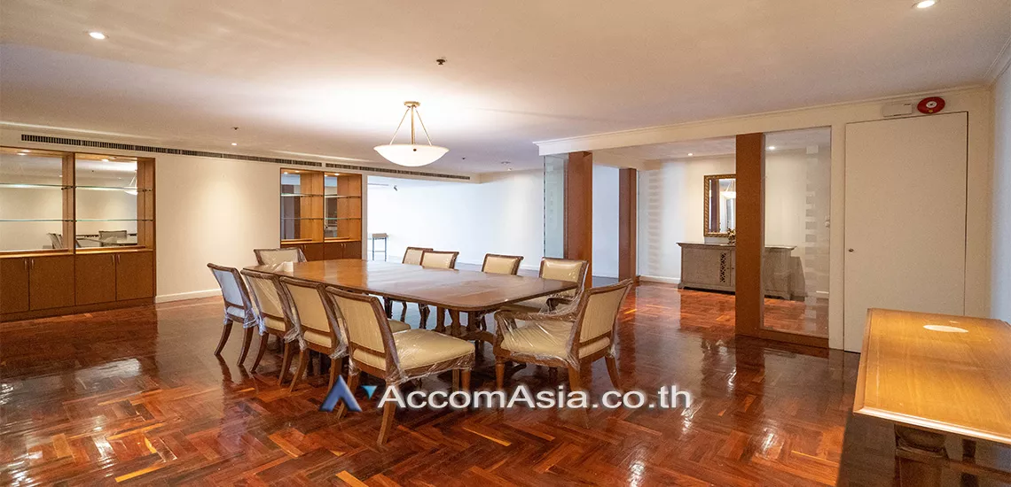 5  3 br Condominium For Rent in Sukhumvit ,Bangkok BTS Nana at Kallista Mansion AA19640