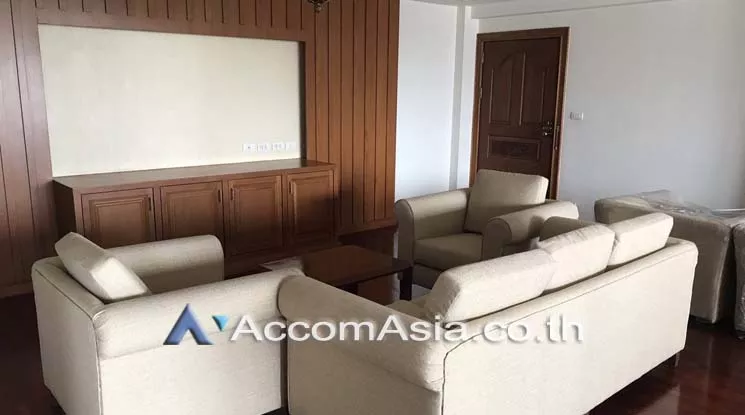  Classic Elegance Residence Apartment  3 Bedroom for Rent BTS Ploenchit in Ploenchit Bangkok