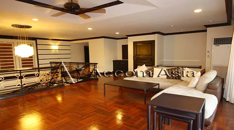 unitBig Balcony, Pet friendly |  4 Bedrooms  Apartment For Rent in Sukhumvit, Bangkok  near BTS Phrom Phong (1029301)