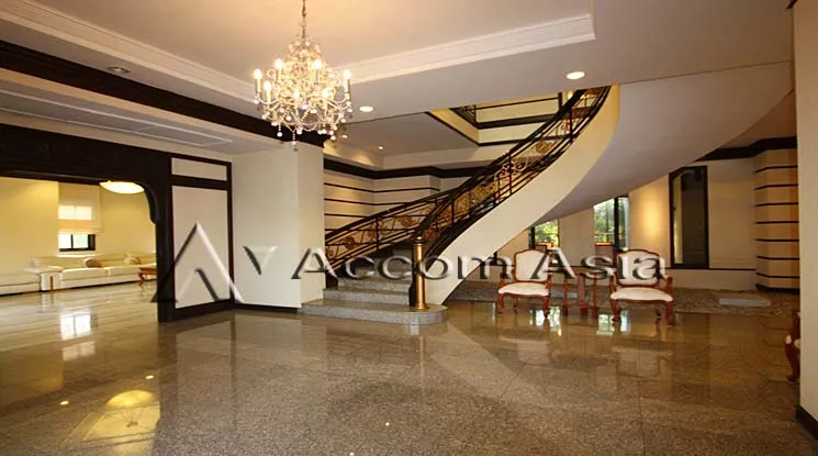 unitBig Balcony, Pet friendly |  4 Bedrooms  Apartment For Rent in Sukhumvit, Bangkok  near BTS Phrom Phong (1029301)