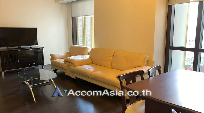  1 Bedroom  Condominium For Rent in Ploenchit, Bangkok  near BTS Ratchadamri (AA19675)