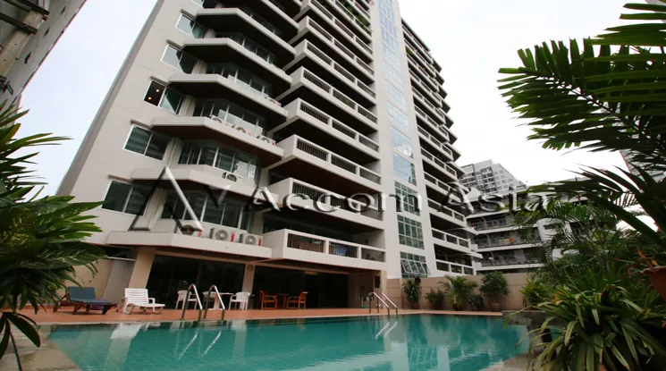  2  3 br Apartment For Rent in Sukhumvit ,Bangkok BTS Nana at Easy to access BTS and MRT AA19676