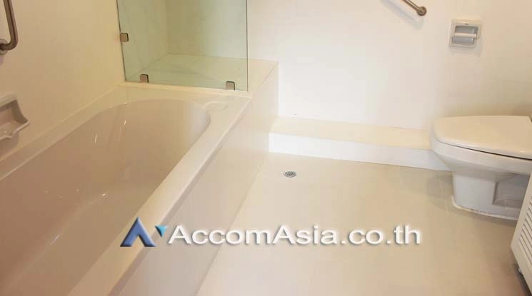 8  3 br Apartment For Rent in Sukhumvit ,Bangkok BTS Nana at Easy to access BTS and MRT AA19678