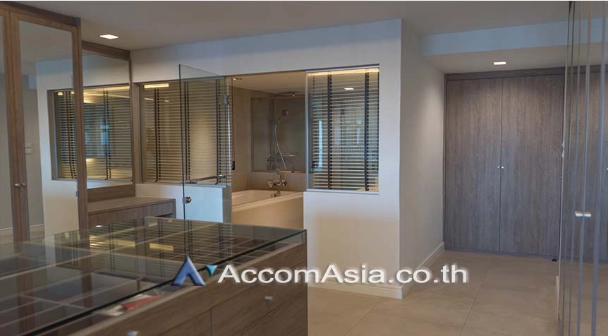 6  2 br Condominium For Rent in Sathorn ,Bangkok BTS Sala Daeng - MRT Lumphini at Sathorn Park Place AA19681