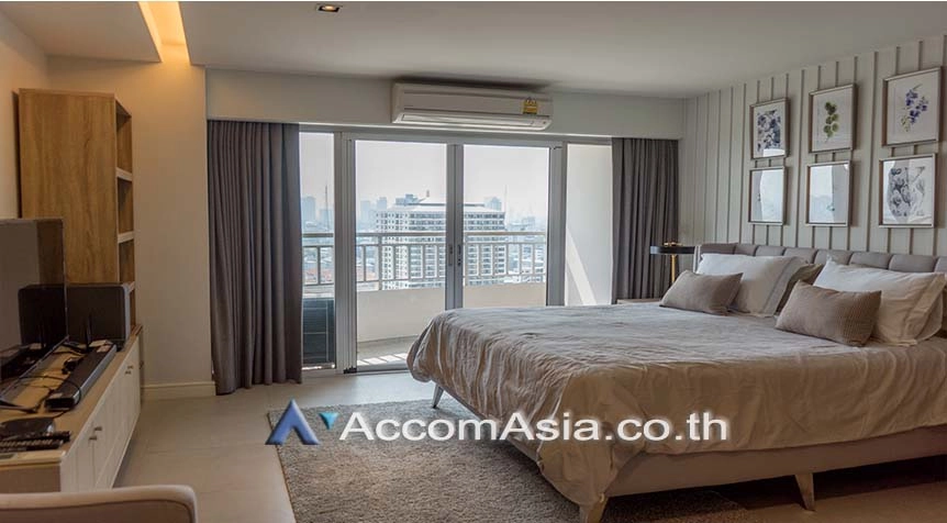 9  2 br Condominium For Rent in Sathorn ,Bangkok BTS Sala Daeng - MRT Lumphini at Sathorn Park Place AA19681