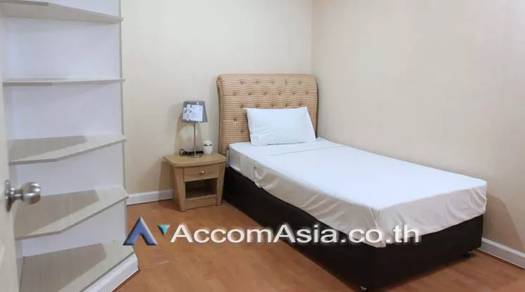 unit 2 Bedrooms  Condominium For Rent in Sukhumvit, Bangkok  near BTS Phrom Phong (AA19686)
