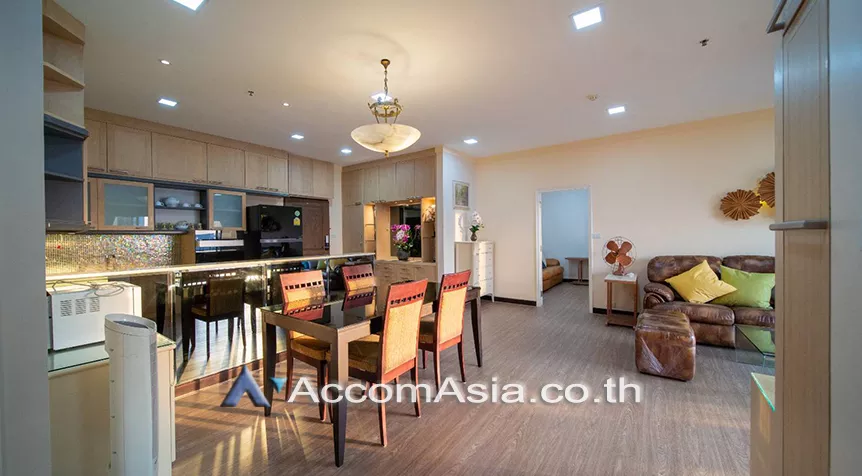 unitPet friendly |  3 Bedrooms  Condominium For Rent in Sukhumvit, Bangkok  near BTS Phrom Phong (AA19691)