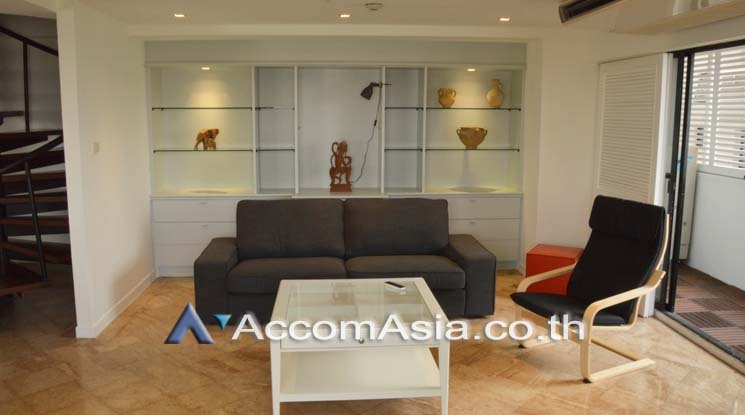 Corner Unit, Duplex Condo, Pet friendly |  Casa Viva Condominium  2 Bedroom for Rent BTS Ekkamai in Sukhumvit Bangkok