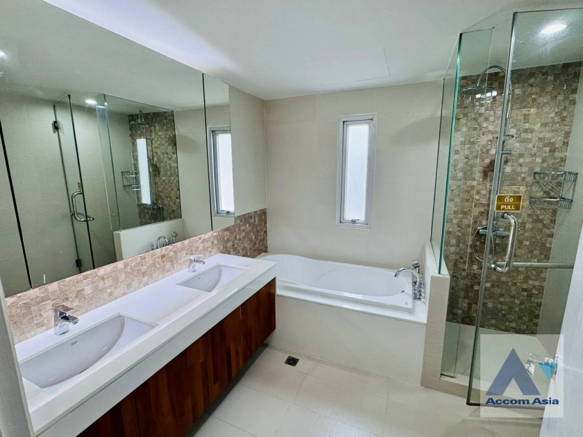 8  2 br Condominium for rent and sale in Ploenchit ,Bangkok BTS Ploenchit at Noble House Ruamrudee AA19724