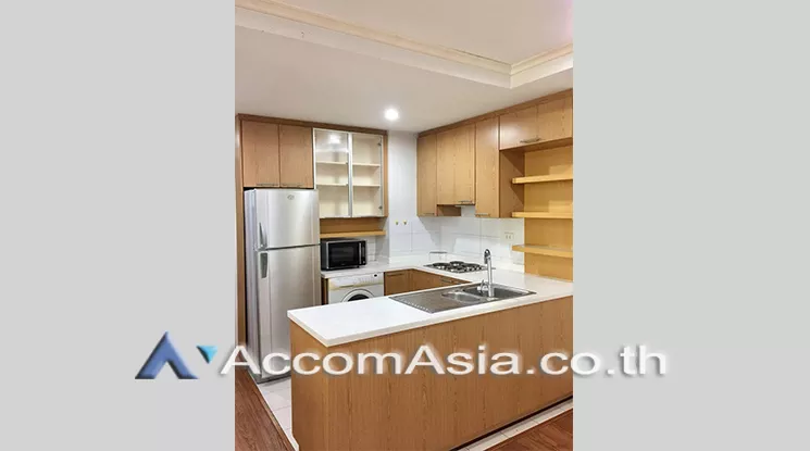 unit 2 Bedrooms  Condominium For Rent in Sukhumvit, Bangkok  near BTS Asok - MRT Sukhumvit (AA19734)