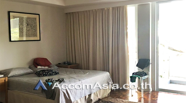13  4 br Apartment For Rent in Sathorn ,Bangkok BTS Chong Nonsi at Cozy Low-Rise Apartment in a Premium Compound AA19739