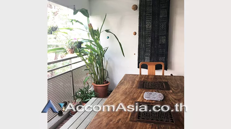20  4 br Apartment For Rent in Sathorn ,Bangkok BTS Chong Nonsi at Low rise - Cozy Apartment AA19739