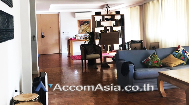 unitBig Balcony, Pet friendly |  Charming apartment with retro wood décor and greenery balcony (AA19739)
