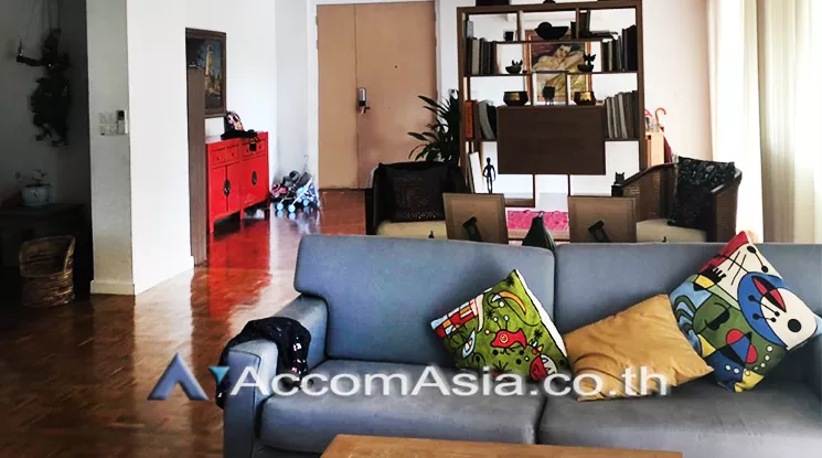 7  4 br Apartment For Rent in Sathorn ,Bangkok BTS Chong Nonsi at Low rise - Cozy Apartment AA19739