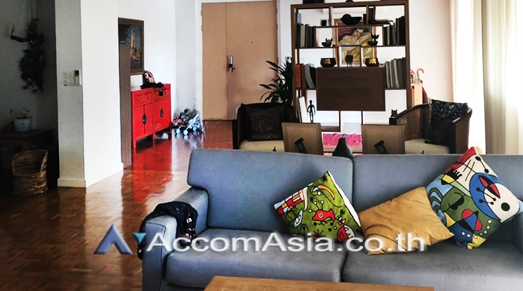7  4 br Apartment For Rent in Sathorn ,Bangkok BTS Chong Nonsi at Cozy Low-Rise Apartment in a Premium Compound AA19739