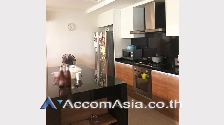 9  4 br Apartment For Rent in Sathorn ,Bangkok BTS Chong Nonsi at Cozy Low-Rise Apartment in a Premium Compound AA19739
