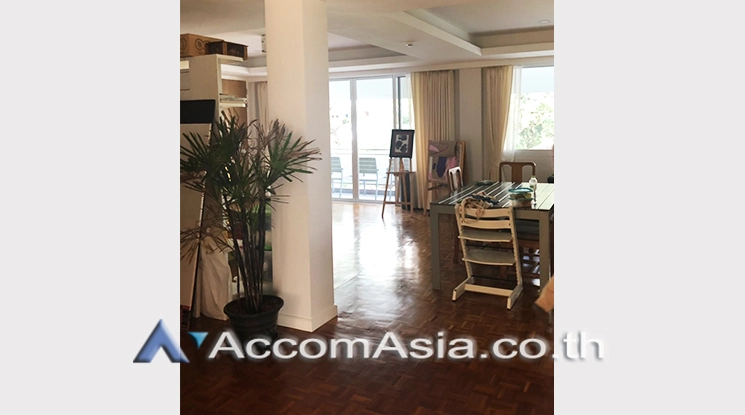 10  4 br Apartment For Rent in Sathorn ,Bangkok BTS Chong Nonsi at Cozy Low-Rise Apartment in a Premium Compound AA19739