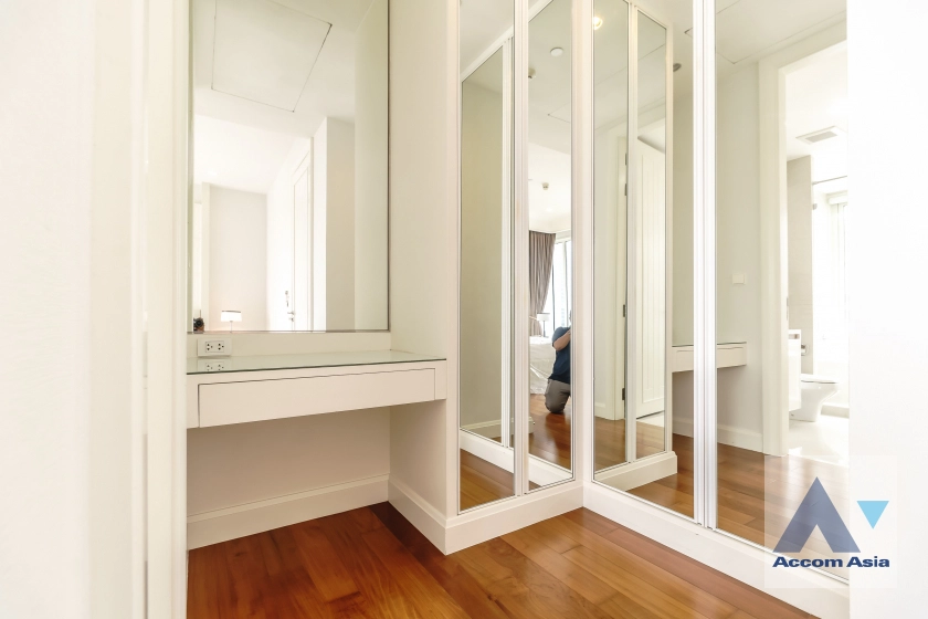 17  2 br Condominium for rent and sale in Ploenchit ,Bangkok BTS Chitlom at Q Langsuan  AA19761